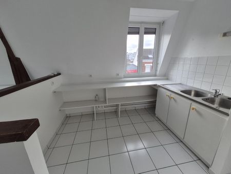 Location Appartement 1 pièce 47m² VALENCIENNES 59300 - Photo 2