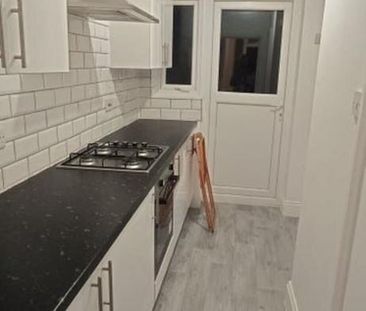 7 bedroom terraced house to rent - Photo 4