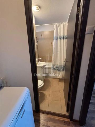 2 camere | Piata Victoriei | Balcon Panoramic | Renovat - Photo 5