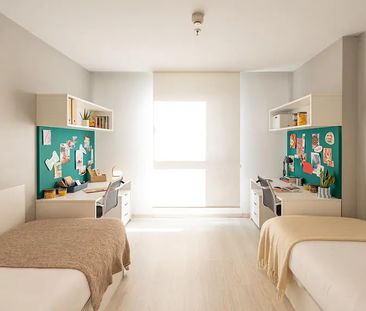 Madrid | Shared room | El Faro - Photo 4