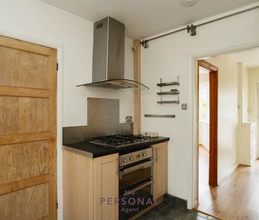 3 bedroom semi-detached house to rent - Photo 6