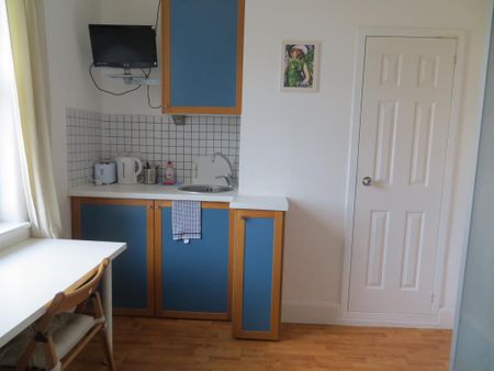 Flat 403 Fulham Palace Road, Fulham W6 9HH - Photo 4