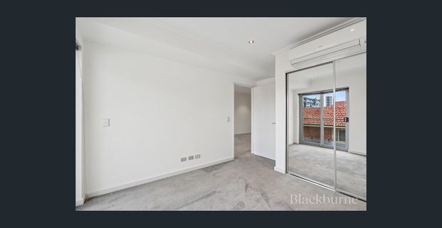 Stylish Inner-City Living in the Heart of East Perth - Photo 1