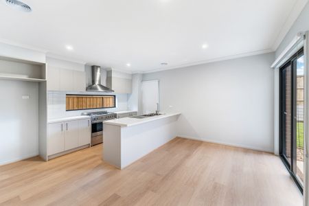 Wyndham Vale - Photo 3