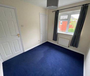 4 bedroom detached house to rent - Photo 3