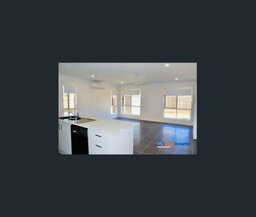 Modern Family Home in a Prime Location - Photo 4