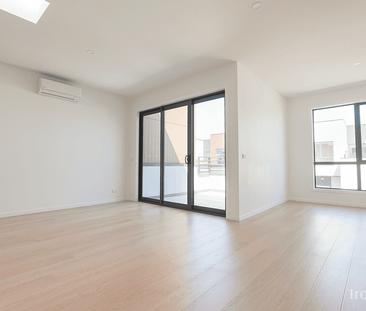 Brand New Contemporary Living in the Heart of Aurora Estate - Photo 1