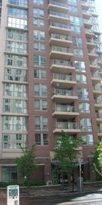 Exquisite 2 bedroom 2 bath condo located in downtown West! - Photo 4