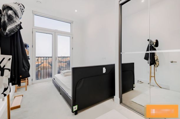 2 Bedroom 2 Bathroom room2 - Photo 1
