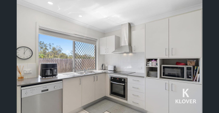 Modern 3-Bedroom Home in a Convenient Location! - 1/15 Kanimbla Street, Holmview🏡✨ - Photo 4