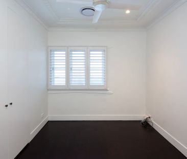 Beautifully Renovated Family Home in the Heart of Clayfield - Photo 5