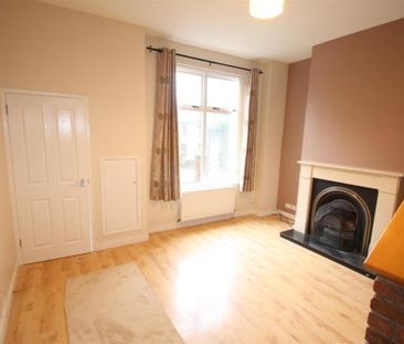 8 Red Row, Ballynahinch, BT24 8BQ - Photo 2