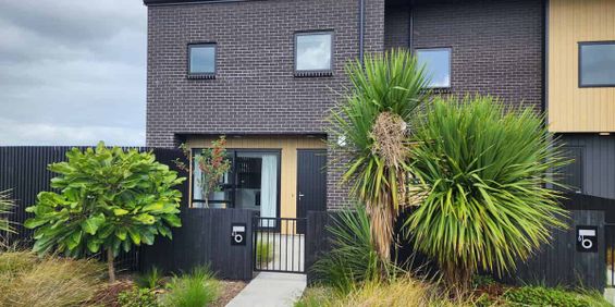 Hobsonville, 2 bedroom, $660 - Photo 3