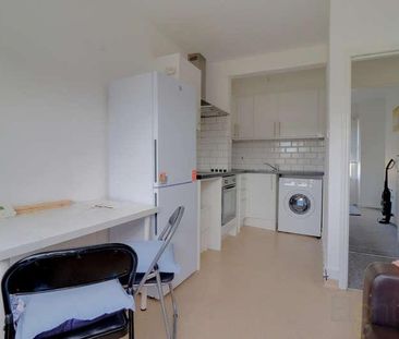 Milner Road, Brighton, BN2 - Photo 2