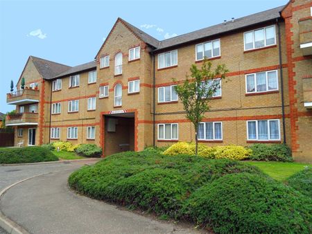 30 Priestgate, Peterborough, PE1 1JA - Photo 2