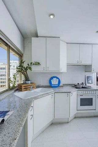 Carrer dAlvaro de Bazan, Valencia, Valencian Community 46010 - Photo 4