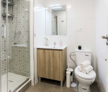 Nice room in Galileo Street - Photo 4