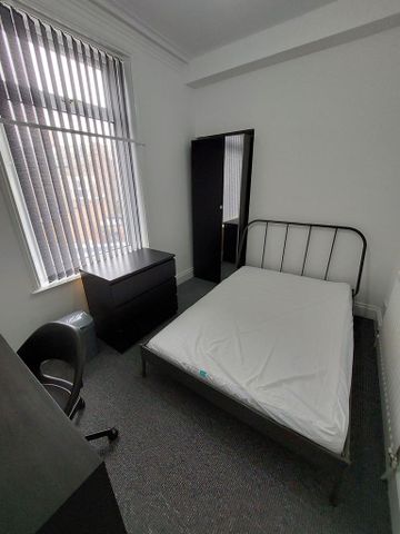 5 bedroom house share to rent - Photo 3