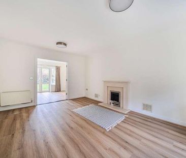 Padelford Lane, Stanmore, HA7 - Photo 2