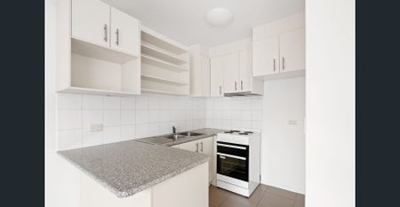 Bright apartment in prime Inner-City location - Photo 5