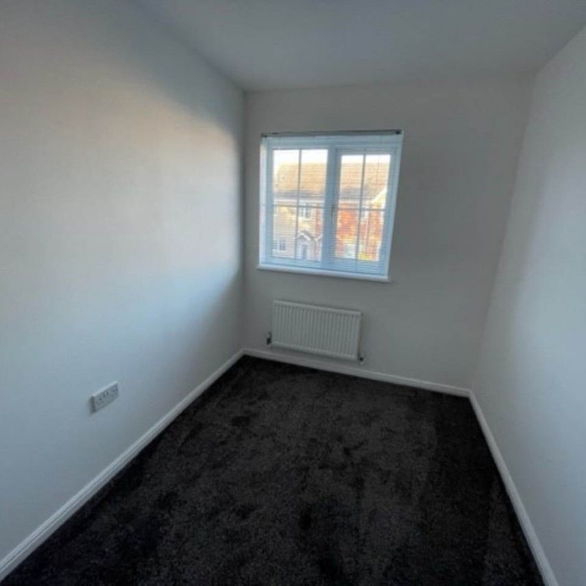 St Georges, Weston-super-Mare, North Somerset - Photo 1