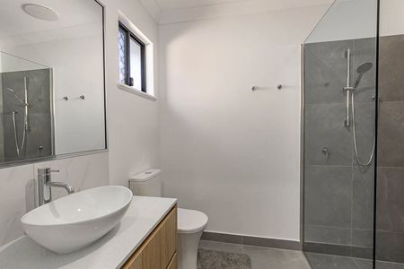 153 Havenside Dr, Garbutt - Photo 5