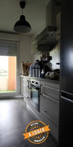 A LOUER - Appartement Type 2 - SAINT-PRIEST, - Photo 3