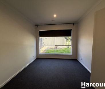 SPACIOUS 4-BEDROOM FAMILY HOME IN PRIME TARNEIT LOCATION - Photo 4
