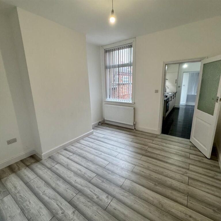 3 bedroom house to rent - Photo 1