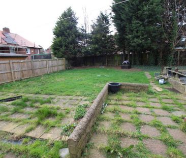 2 bedroom semi-detached house to rent - Photo 4