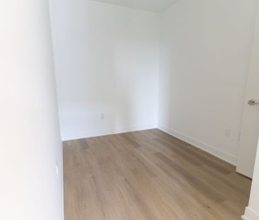 For Lease - 86 Dundas Street Unit# 717, Mississauga, Ontario - Photo 1