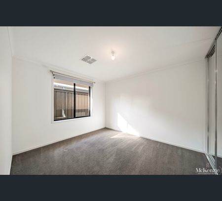 1097 Stebonheath Road, Munno Para West, SA 5115 - Photo 2
