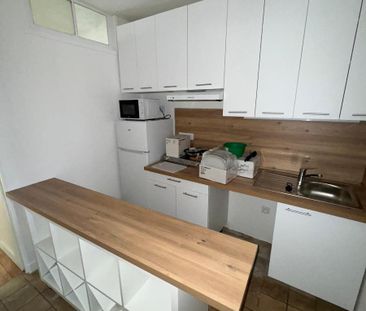 Location Appartement 3 pièces 60m² LYON 7ème - Photo 4
