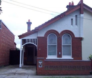 22 Browning Street, Moonee Ponds - Photo 1