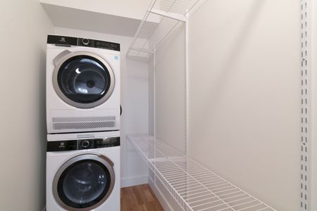 4800 Maisonneuve Blvd W - Photo 2