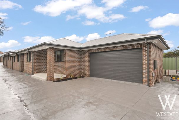 PREMIUM LIVING - Photo 1