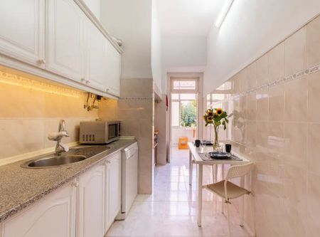 Rua da Guiné, Lisbon, Lisbon 1170-397 - Photo 5