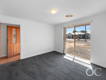 Open the Door To a Fresh Start in Salisbury - Photo 2