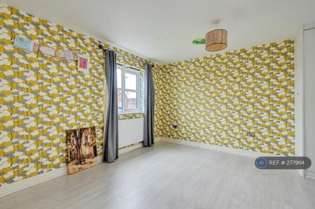 3 bedroom detached house to rent - Photo 4