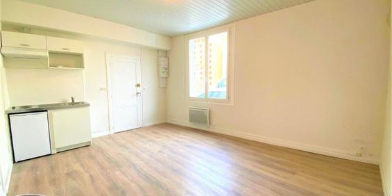 Location Appartement 1 pièce 30m² COUTRAS 33230 - Photo 3