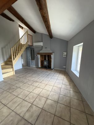 Location Appartement 2 pièces 52m² CUXAC D AUDE 11590 - Photo 1