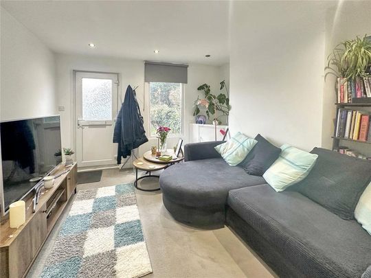 2 bedroom terraced house to rent - Photo 1