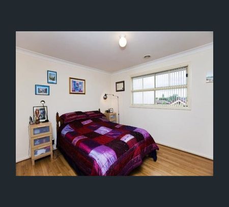 2/10 Northgate Street, Pascoe Vale, Vic 3044 - Photo 4