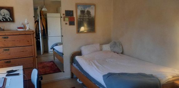 Rum i lägenhet - Photo 2