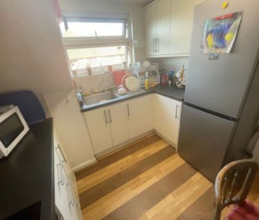 House share to rent - Photo 1