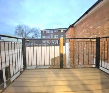 2 bedroom apartment to rent - Photo 6