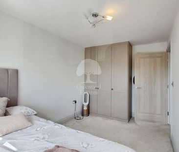 Victoria Road, Eton Wick, SL4 - Photo 1