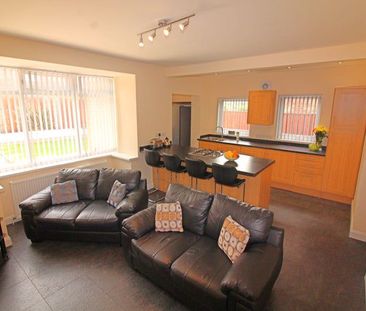 Benwell, Newcastle Upon Tyne - Photo 2