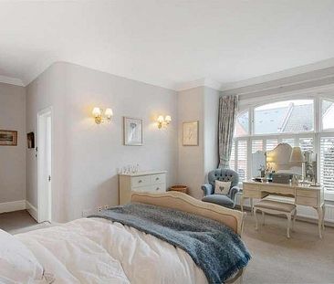 Drakefield Road, Heaver Estate, London, SW17 - Photo 1