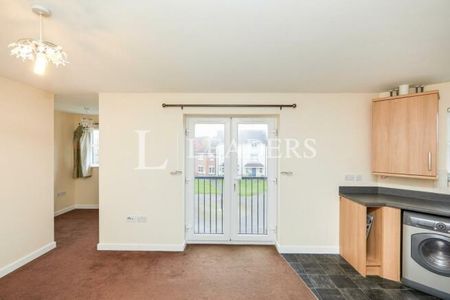 2 bedroom flat to rent - Photo 3